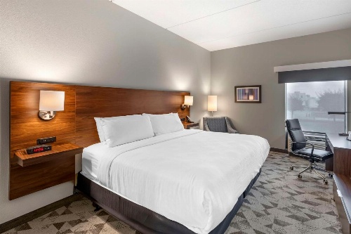 Best Western Plus Harrisonburg image 4
